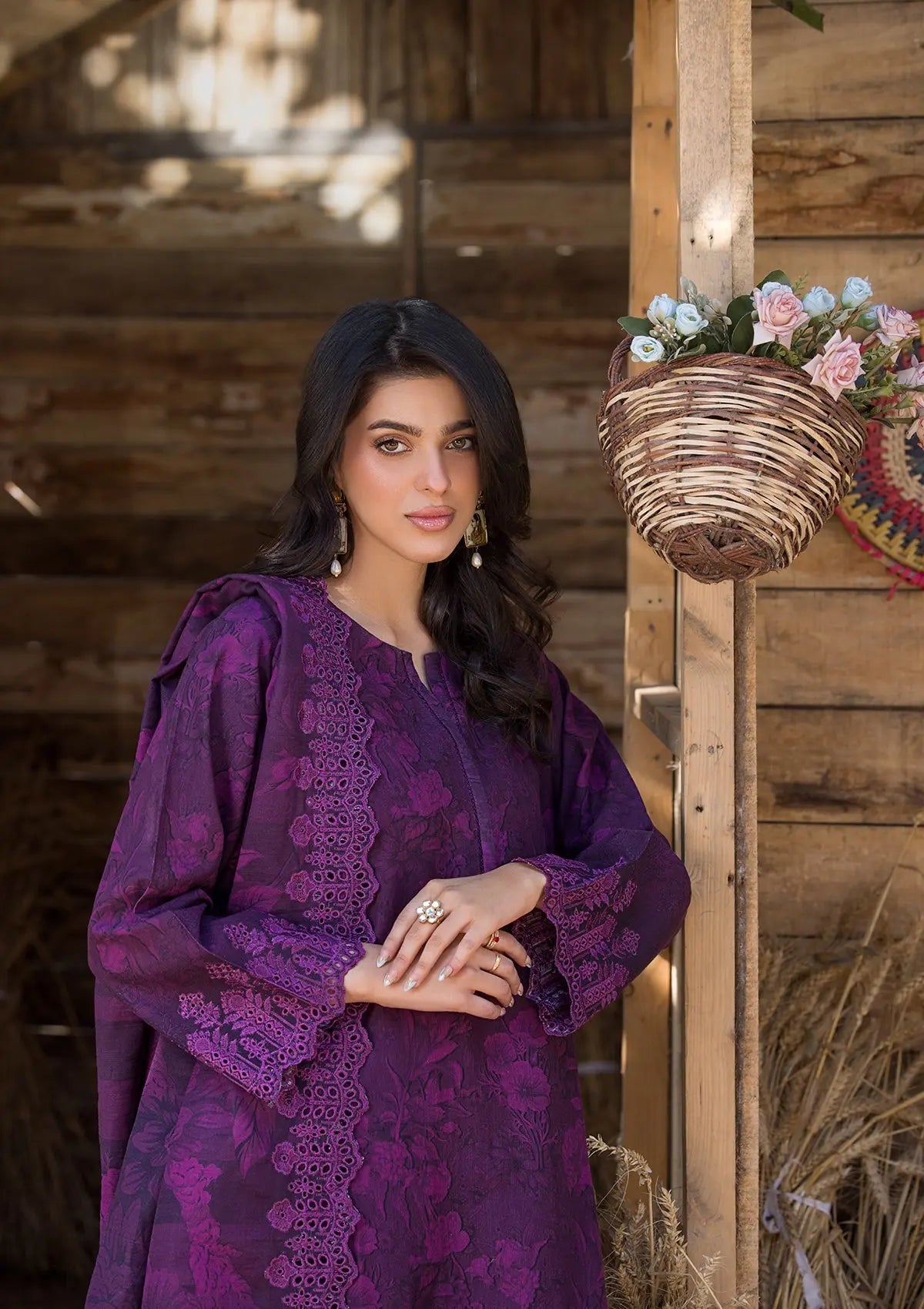 EMBROIDERED KHADDAR (BT110-BT5948-PPR)