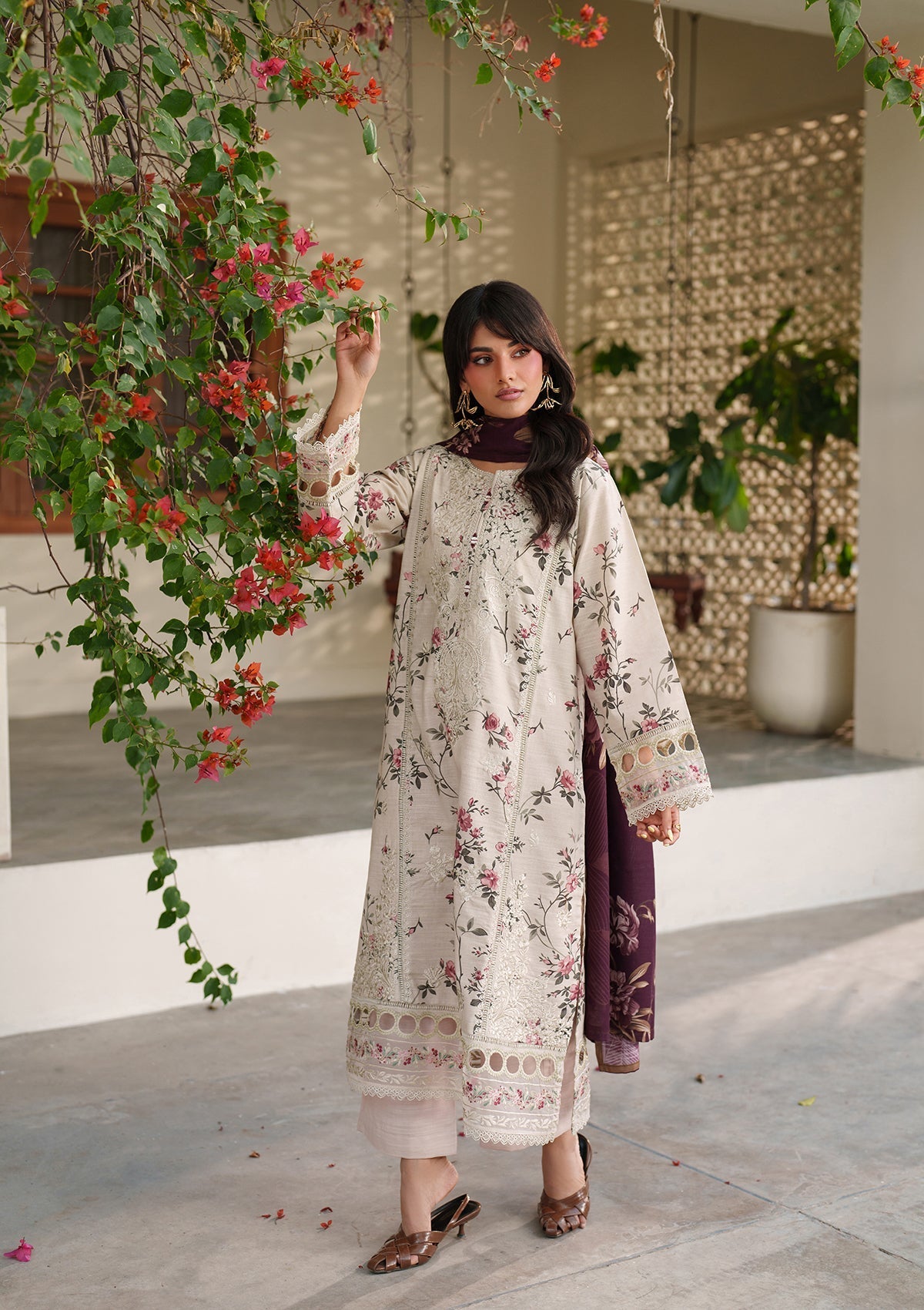 PRINTED EMBROIDERED Lawn BT006896-SKN