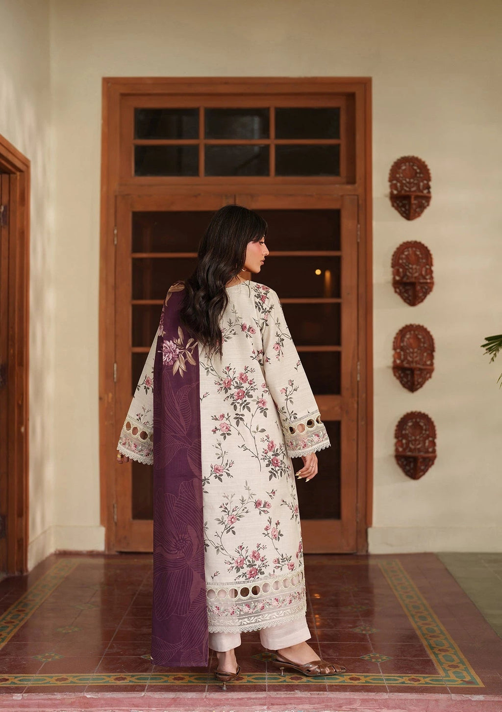PRINTED EMBROIDERED Lawn BT006896-SKN