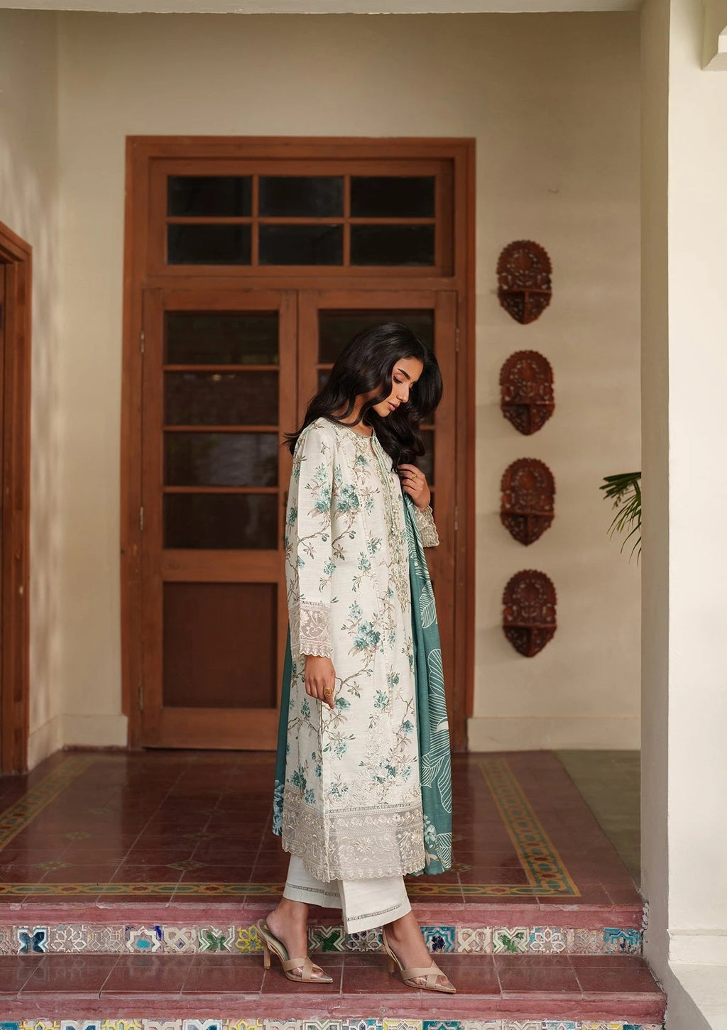 PRINTED EMBROIDERED Lawn BT006896-PST