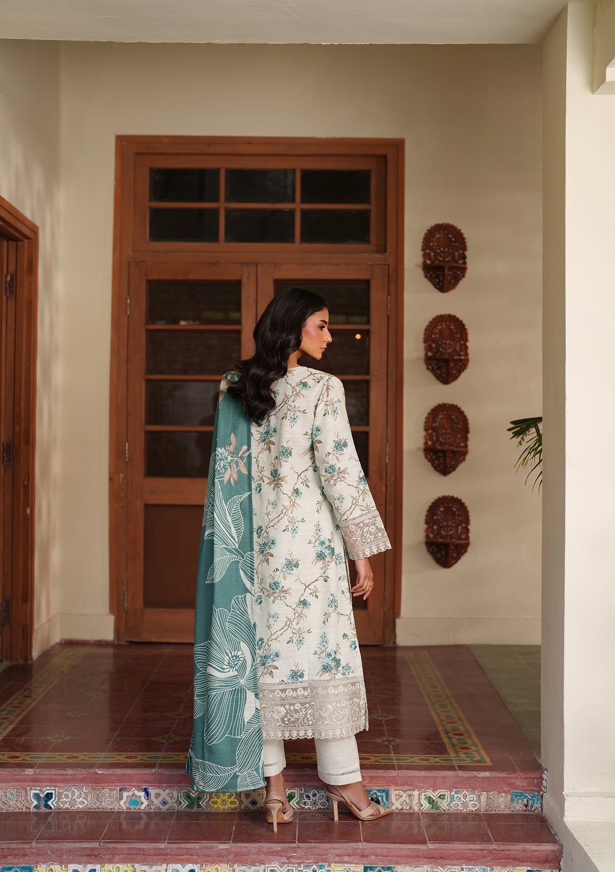 PRINTED EMBROIDERED Lawn BT006896-PST