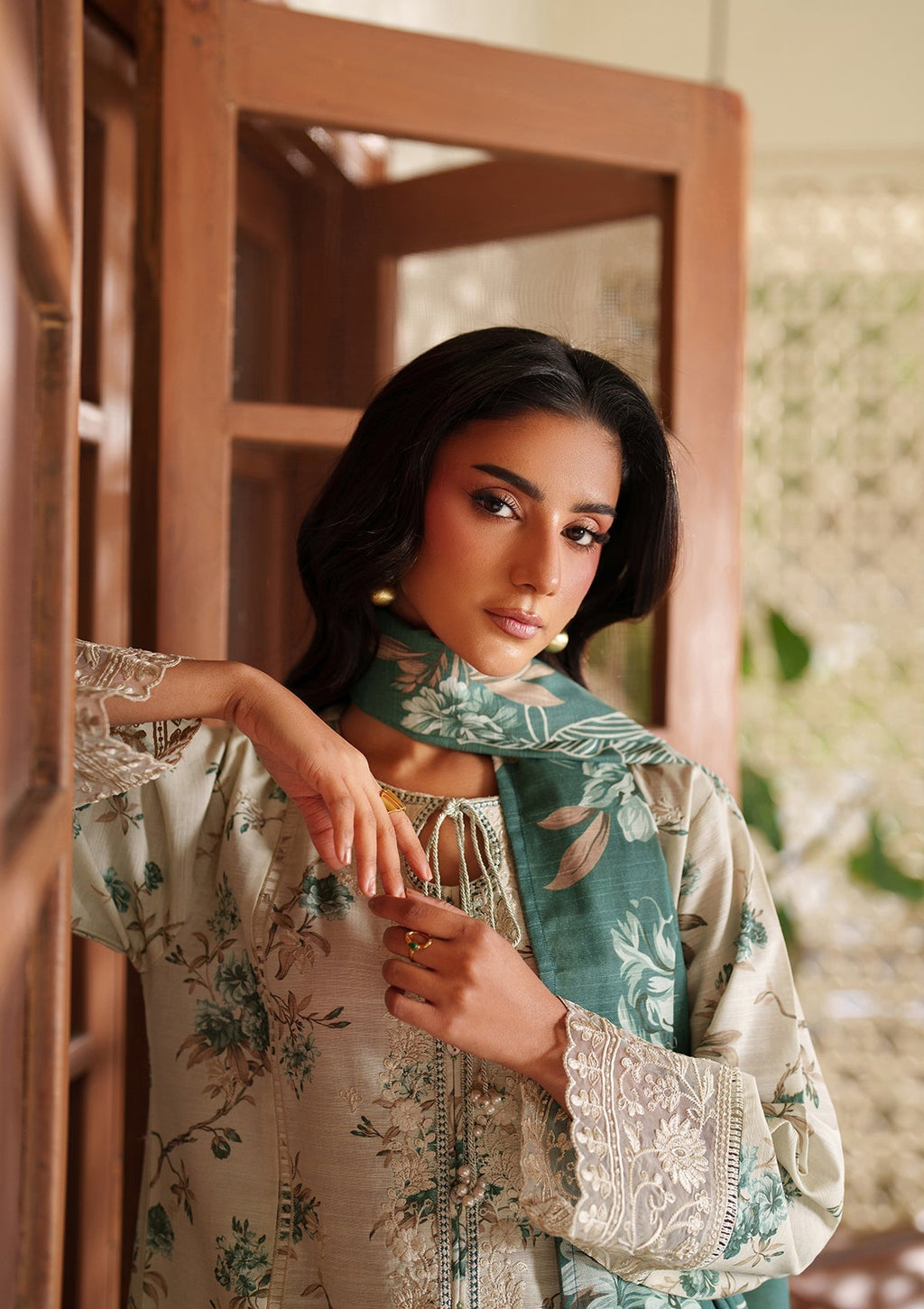PRINTED EMBROIDERED Lawn BT006896-PST